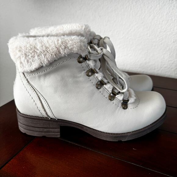 Earth Origins Randi Rex Boots Sand White Zip Back Lace Up Faux Fur Women’s 8 - Picture 3 of 7